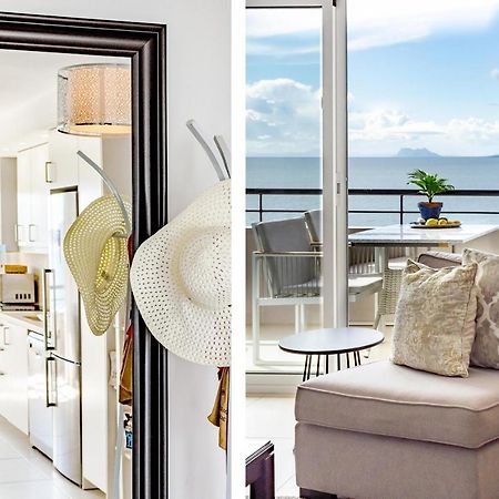 Cp - Modern Beachside Apartment In Эстепона Экстерьер фото