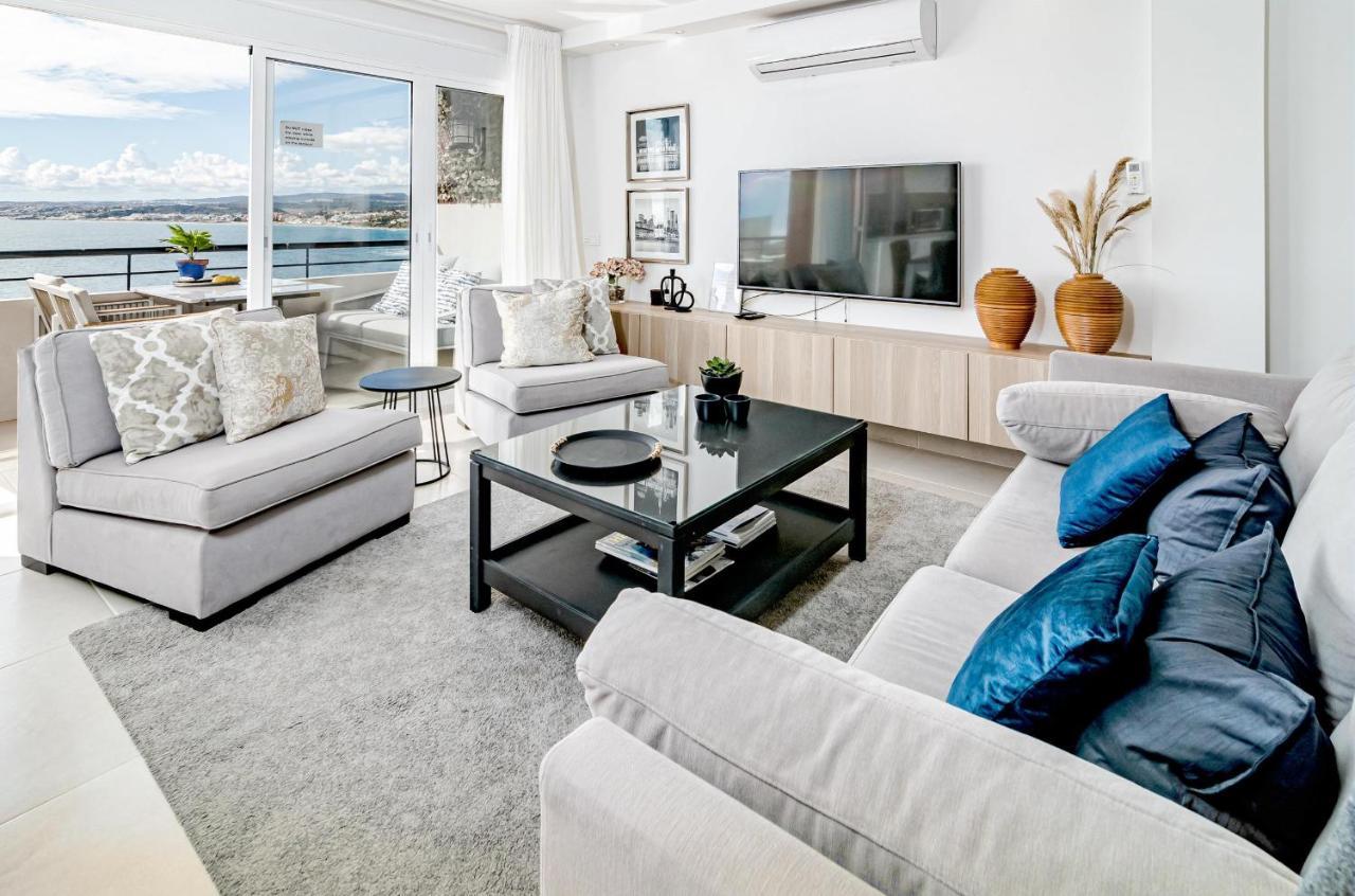 Cp - Modern Beachside Apartment In Эстепона Экстерьер фото