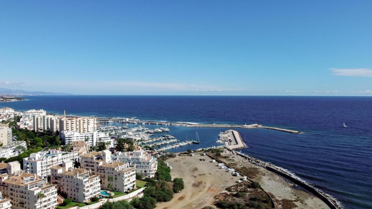 Cp - Modern Beachside Apartment In Эстепона Экстерьер фото